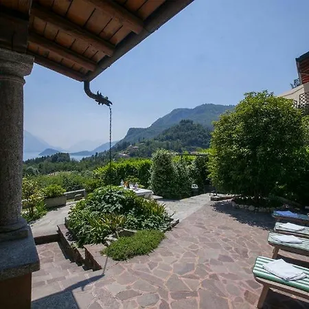 Villa Lakecomo - Ritrovo *
